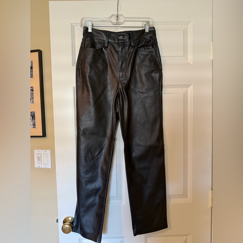 Madewell’s Perfect Vintage Straight Leg Jeans - Leather